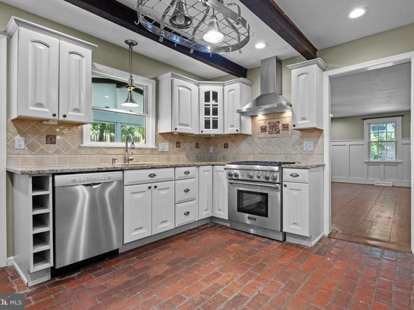 89 Homestead Drive, Doylestown PA 18901