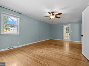89 Homestead Drive, Doylestown PA 18901