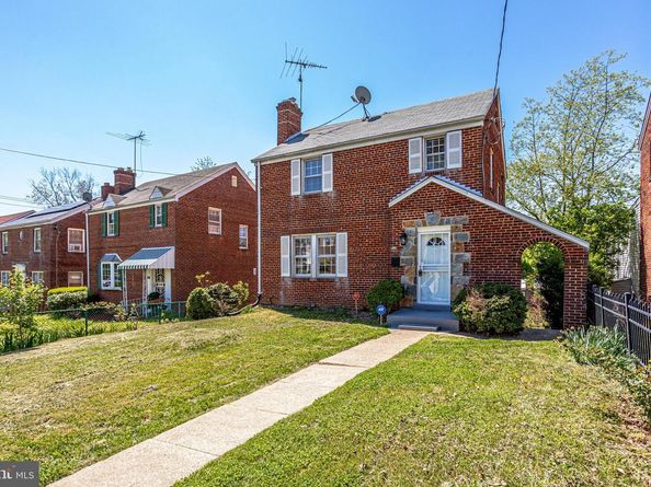 1807 41st Place SE, Washington DC 20020