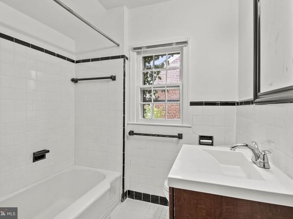 1807 41st Place SE, Washington DC 20020