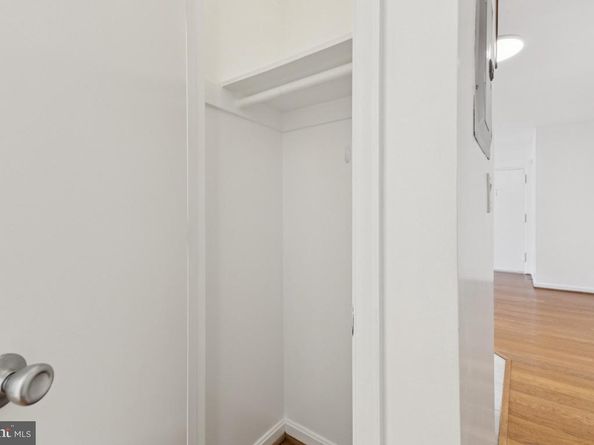 526 Kenyon Street NW 104, Washington DC 20010