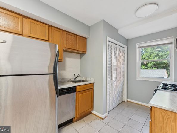 526 Kenyon Street NW 104, Washington DC 20010
