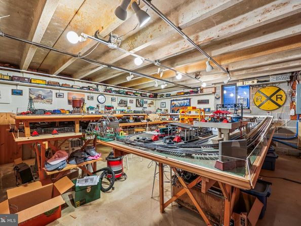 9305 Friars Road, Bethesda MD 20817