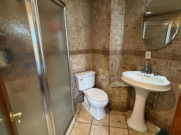 719 Farragut Place NE, Washington DC 20017