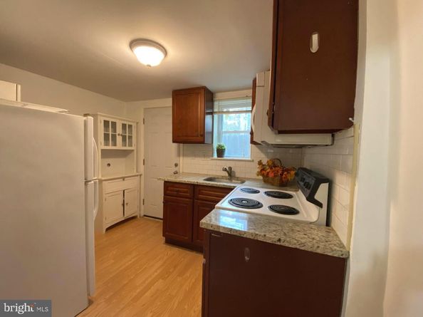 1902 N Leithgow Street, Philadelphia PA 19122
