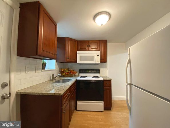 1902 N Leithgow Street, Philadelphia PA 19122