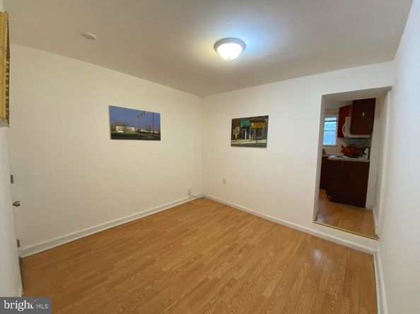 1902 N Leithgow Street, Philadelphia PA 19122