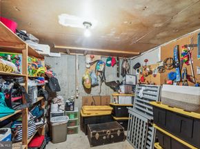 8860 Manchester Street, Philadelphia PA 19152