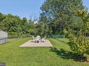 8860 Manchester Street, Philadelphia PA 19152
