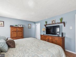 8860 Manchester Street, Philadelphia PA 19152