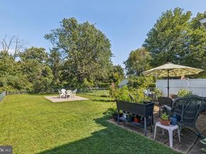 8860 Manchester Street, Philadelphia PA 19152