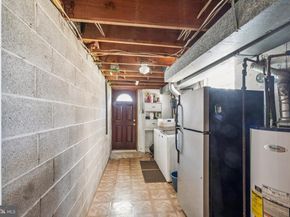 8860 Manchester Street, Philadelphia PA 19152