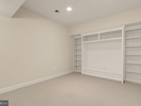 6238 Linway Terrace, Mclean VA 22101