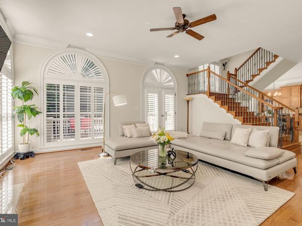 6238 Linway Terrace, Mclean VA 22101