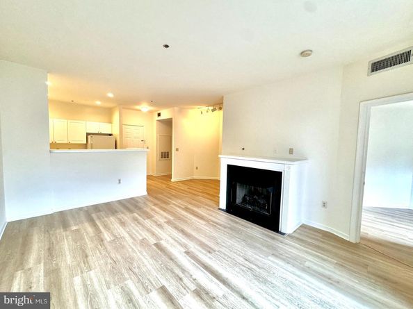 1645 International Drive 126, Mclean VA 22102