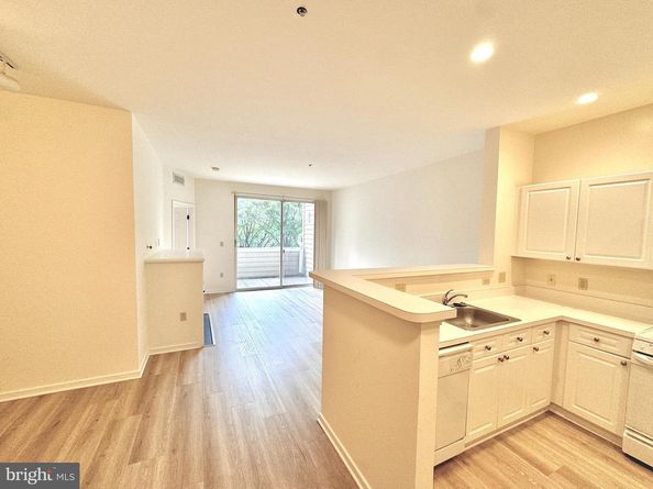 1645 International Drive 126, Mclean VA 22102