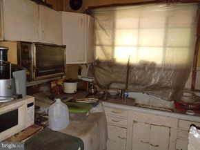 1938 Roberts Avenue, Philadelphia PA 19140