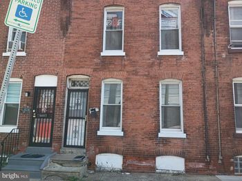 1938 Roberts Avenue