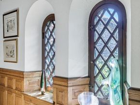 548  560 S Bryn Mawr Avenue, Bryn Mawr PA 19010