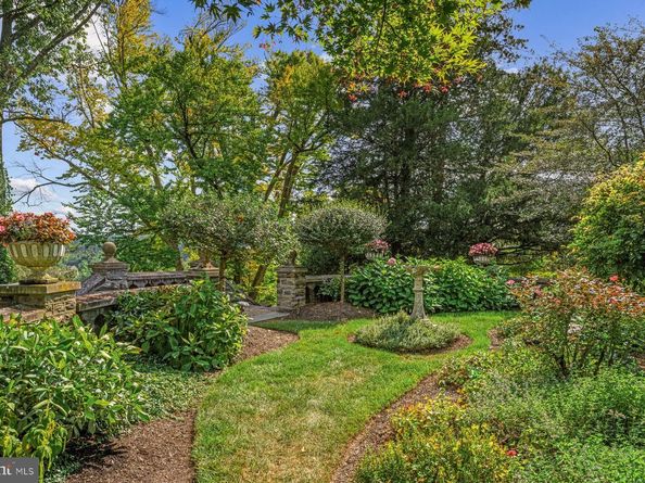 548  560 S Bryn Mawr Avenue, Bryn Mawr PA 19010