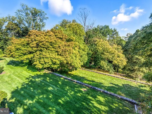 548  560 S Bryn Mawr Avenue, Bryn Mawr PA 19010
