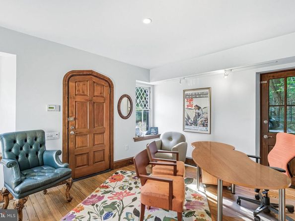 548  560 S Bryn Mawr Avenue, Bryn Mawr PA 19010