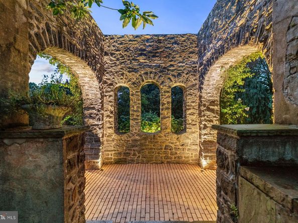 548  560 S Bryn Mawr Avenue, Bryn Mawr PA 19010