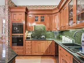 548  560 S Bryn Mawr Avenue, Bryn Mawr PA 19010
