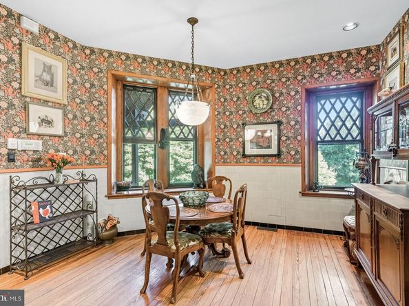 548  560 S Bryn Mawr Avenue, Bryn Mawr PA 19010