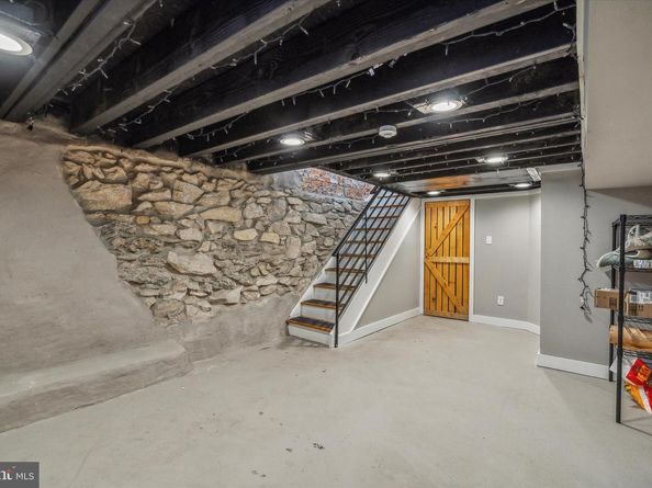1608 S Lecount Street, Philadelphia PA 19145
