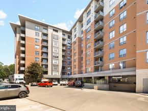 3883 Connecticut Avenue NW 111, Washington DC 20008