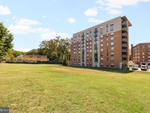 3883 Connecticut Avenue NW 111, Washington DC 20008