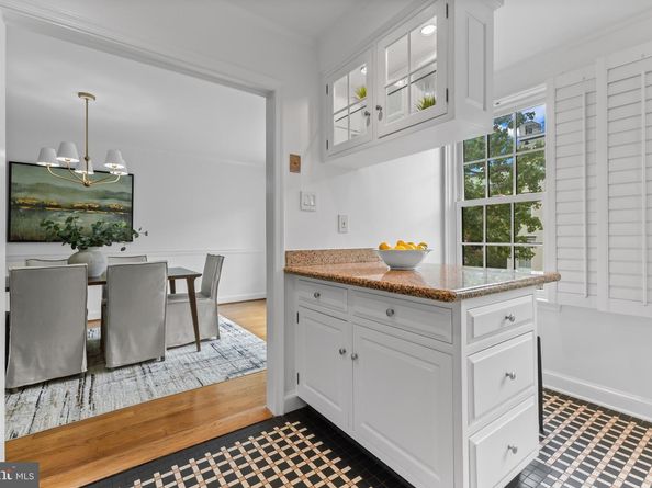 103 Queen Street, Alexandria VA 22314