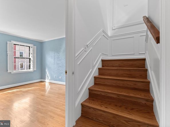 103 Queen Street, Alexandria VA 22314