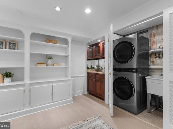 103 Queen Street, Alexandria VA 22314
