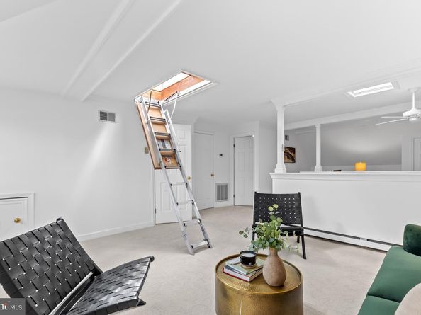 103 Queen Street, Alexandria VA 22314