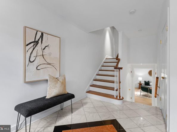 103 Queen Street, Alexandria VA 22314