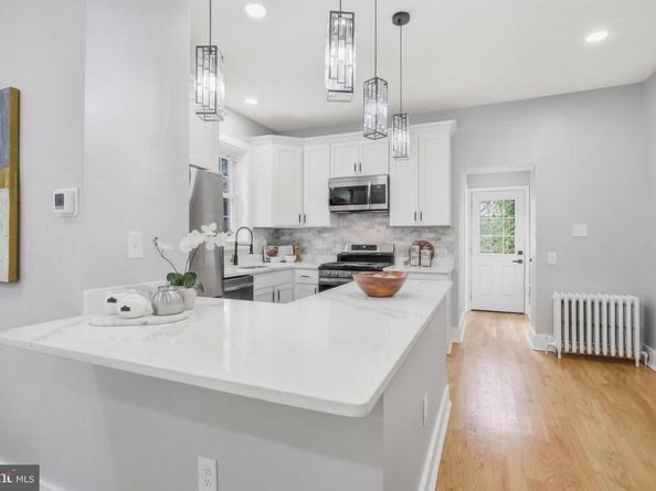 401 Hume Avenue A, Alexandria VA 22301