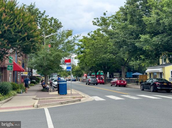 401 Hume Avenue A, Alexandria VA 22301
