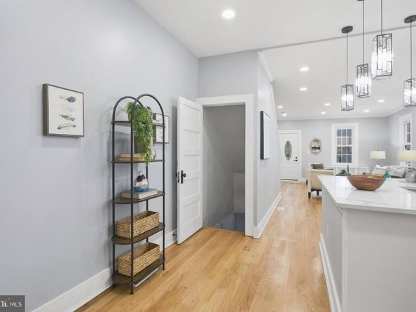 401 Hume Avenue A, Alexandria VA 22301