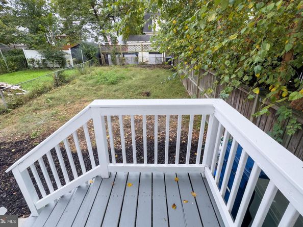 401 Hume Avenue A, Alexandria VA 22301
