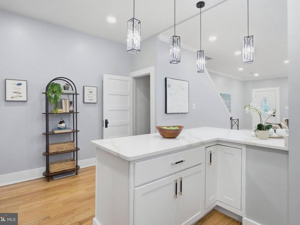 401 Hume Avenue A, Alexandria VA 22301