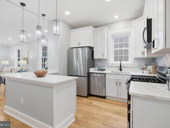 401 Hume Avenue A, Alexandria VA 22301