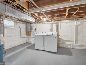 401 Hume Avenue A, Alexandria VA 22301