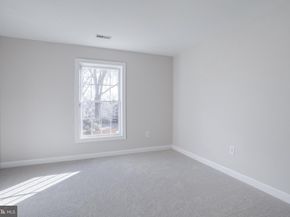 5699 Dawes Avenue, Alexandria VA 22311