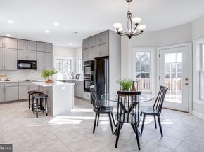 5699 Dawes Avenue, Alexandria VA 22311