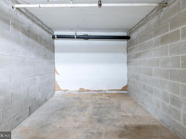 6 S Strawberry Street 16, Philadelphia PA 19106
