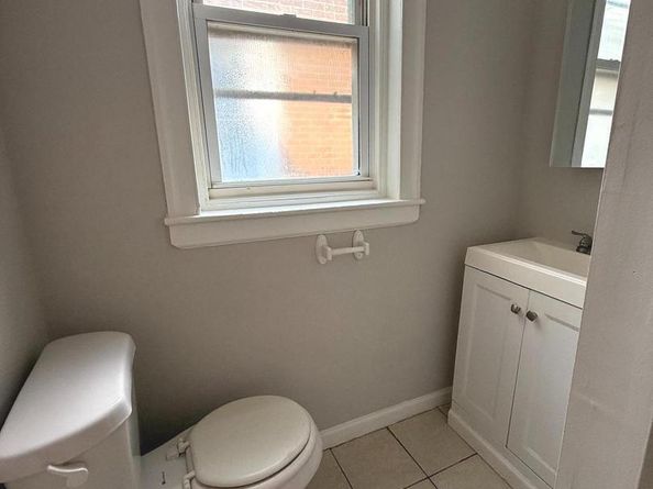 1226 E Chelten Avenue, Philadelphia PA 19138