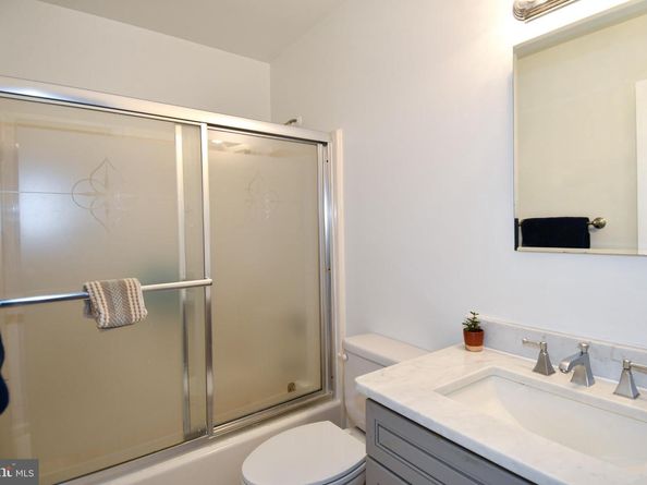 46699 Paragon Terrace, Sterling VA 20164