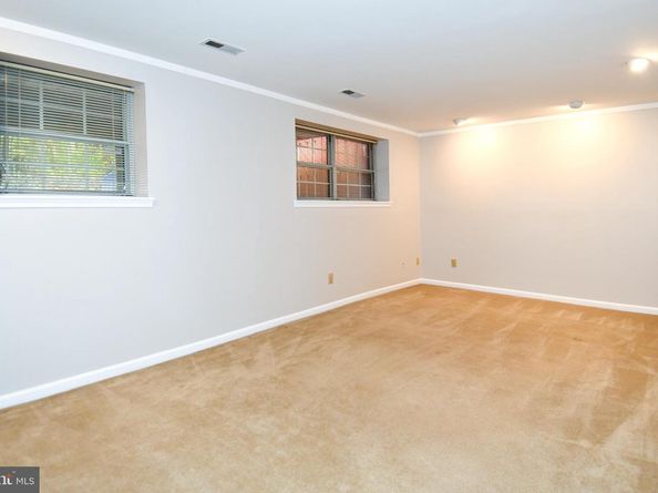 46699 Paragon Terrace, Sterling VA 20164